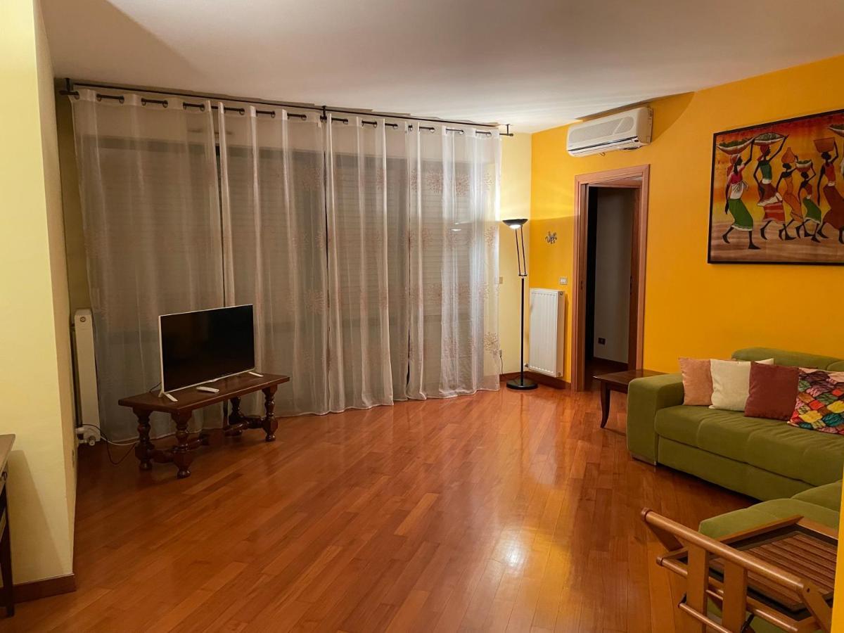 Appartamento Famagosta - Affitti Brevi Italia Milano
